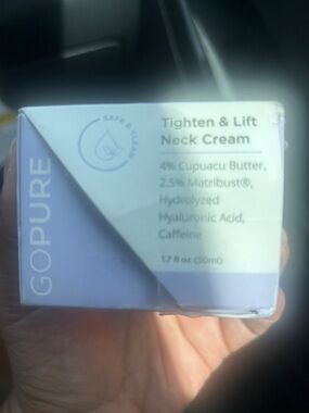 goPure Tighten & Lift Neck & Chest Moisturizer Cream for Visibly Firming 1.7
